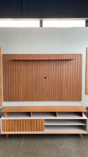 Painel com rack