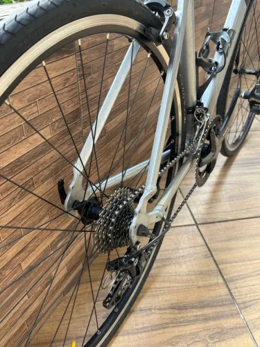 Bike road triban shimano 105 11v
