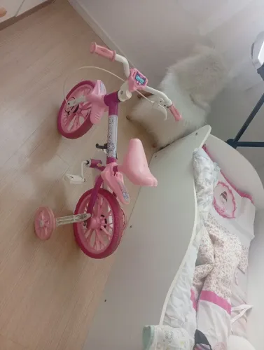Bicicleta infantil menina 