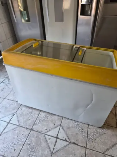 Frezer tampa de vidro entrego e dou garantia