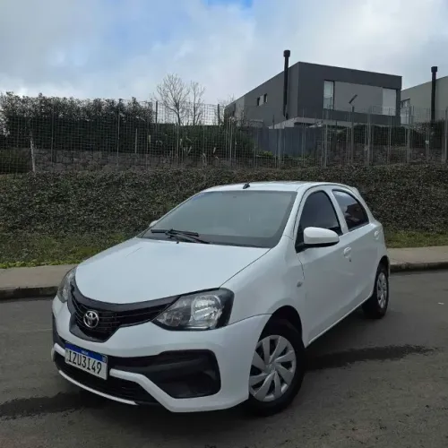 Toyota Etios X 1.3 Flex 16V 5P Mec. 2020