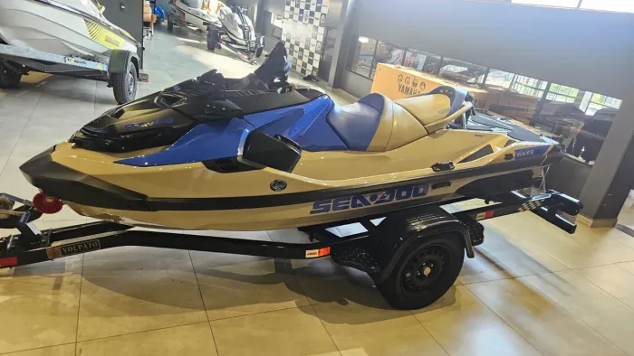 SEA-DOO WAKE PRO 230