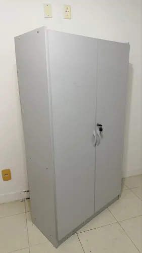 ARMÁRIO PARA ESCRITÓRIO