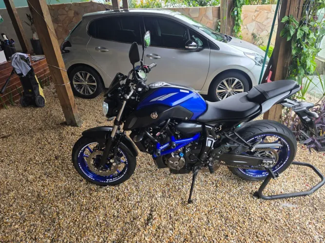 MT 07 2021 Azul