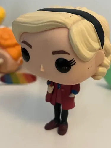 Pop Funko Sabrina tv com gato 
