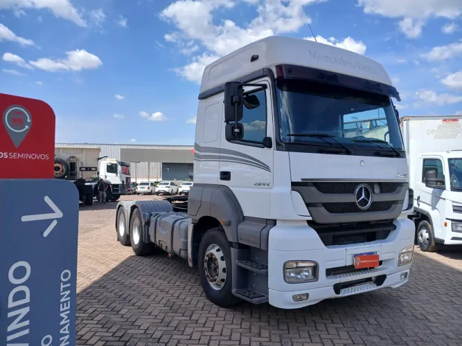 Mercedes-Benz Axor 2644 S/36 6X4E5 2021/2022 Vamos Seminovos Regente Feijó