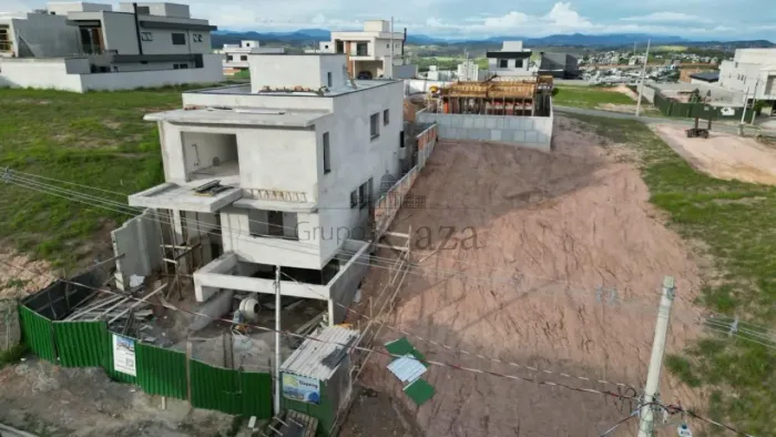 Oportunidade - Terreno em condomínio - Urbanova - Condomínio Terras Alpha - 330m².