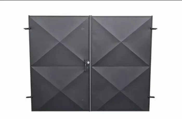 Portão Medida Padrão 2.40x2.00  Chapa Bico Diamante -Duas Folhas Novo