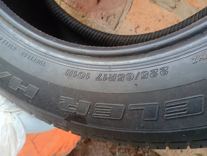 Pneu 17 225/65