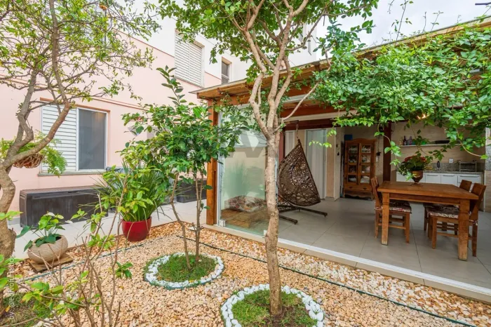 RE/MAX Vende APARTAMENTO GARDEN c/ 76m² Parque Prado, Campinas-SP R$ 778.900,00 - 3 Dormit