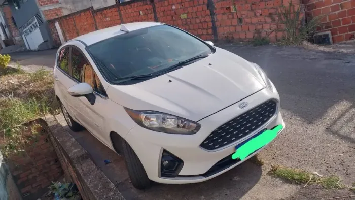 Ford Fiesta SEL 1.6 16V Flex Aut. 5P 2018