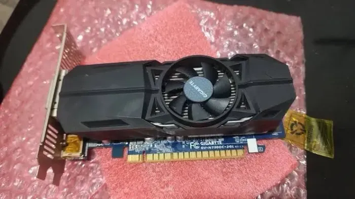 Placa de vídeo GTX 750 ti 2G