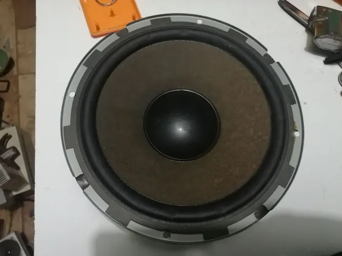 Alto falante Aiwa antigo 1 unidade! 8 polegadas!