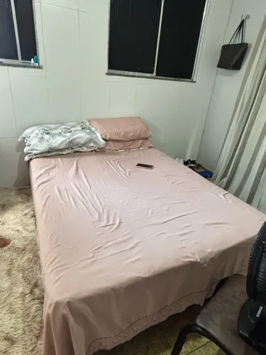 Vendo cama de casal em perfeito estado