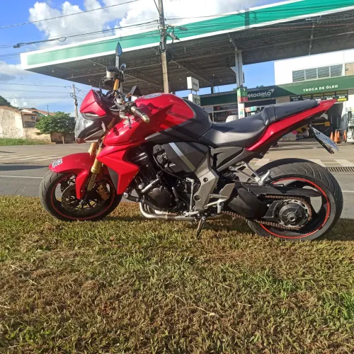 HONDA CB 1000R