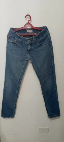 Calça Levi's Feminina W28 L32