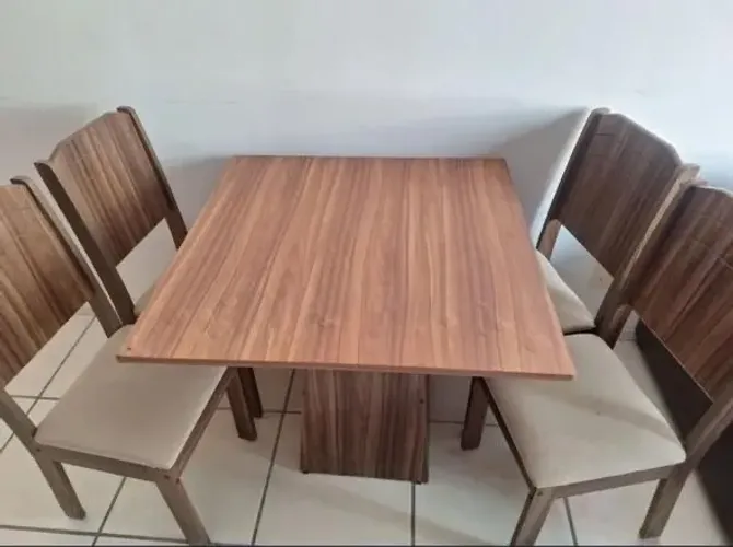 Vendo só a mesa 