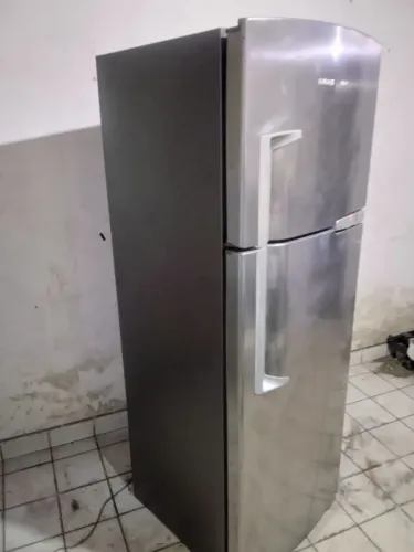 Geladeira Brastemp Frost Free funcionando perfeitamente