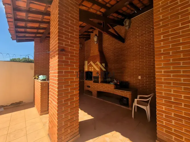 Sobrado Amplo na Vila Jardini 3 Quartos (1 Suíte com Banheira) e Área Gourmet