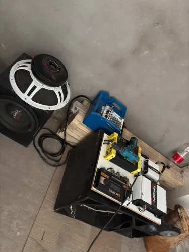 Material de Som Automotivo 