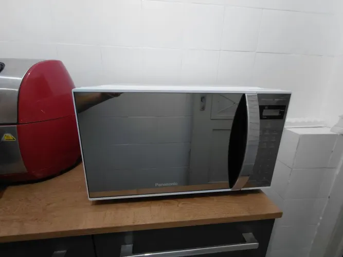 Microondas Panasonic NN-ST27LW Branco