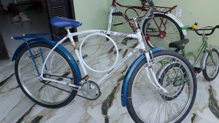 Bicicleta monark antiga relíquia olé 70