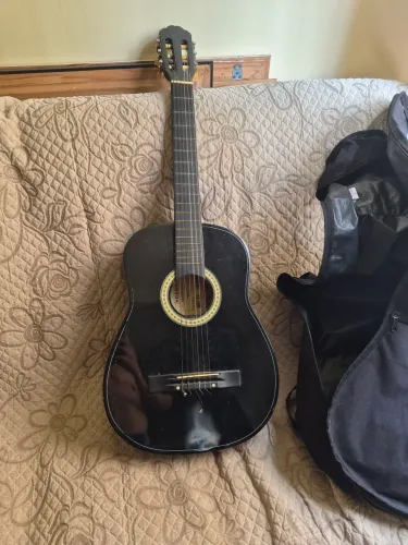 Vendo violão Vogga