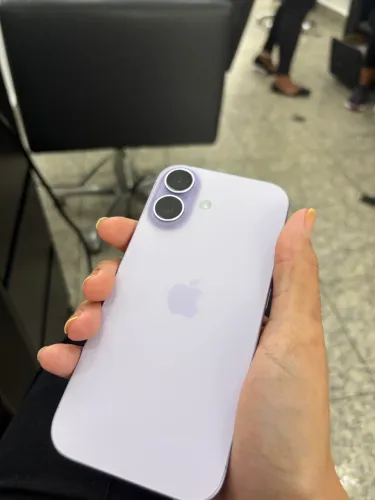iPhone 17