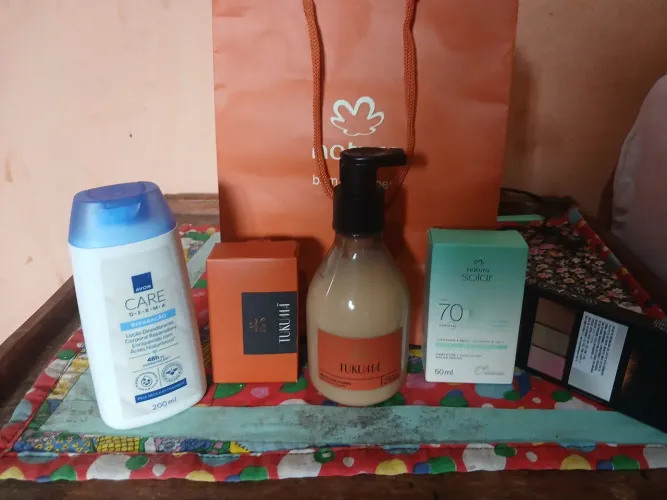 PRODUTOS DE BELEZA DIVERSOS