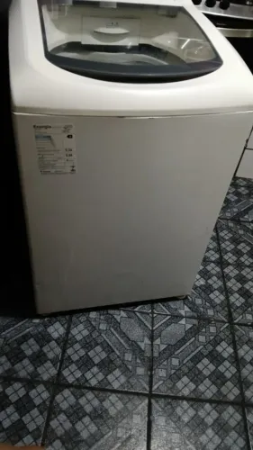 Vendo máquina de lavar Consul 11 kg lava e centrifuga 127vts vim buscar no CPA 