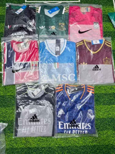 3 Camisas de times e seleções