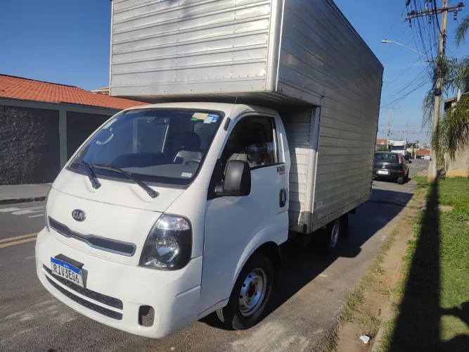 Kia Motors Bongo K-2500 2.5 4X2 TB Diesel 2021