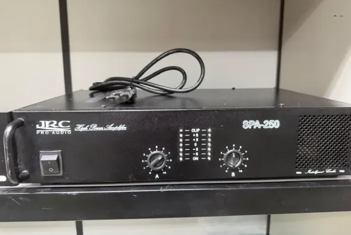 Amplificador JRC áudio power 250w RMS