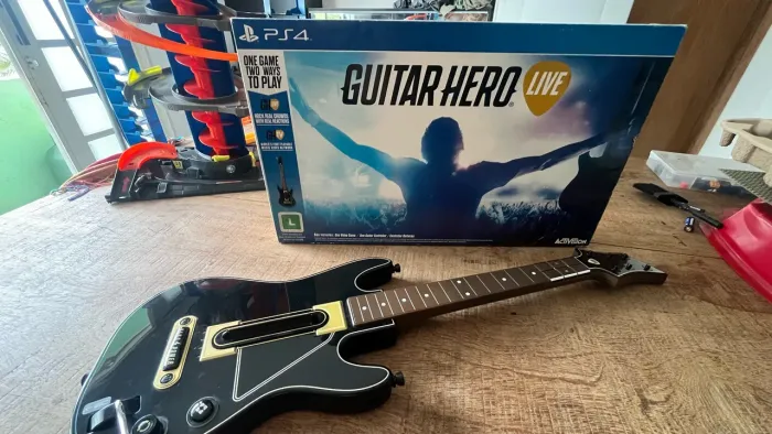 Guitar Hero Live PS4 Original