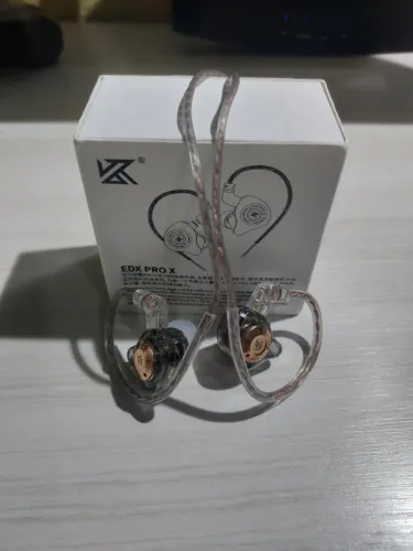Fone KZ EDX Pro X | IEM Profissional | Graves Profundos | Cabo Removível | Grey