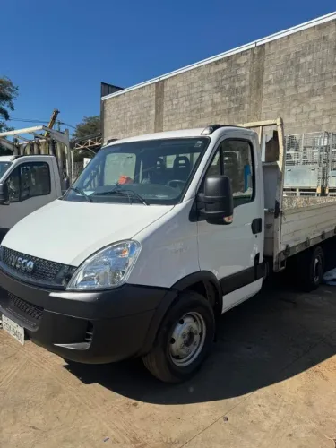 IVECO 35S14 CARROCERIA