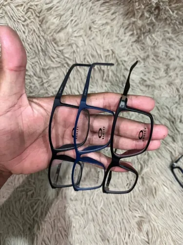 Armações de Óculos da Oakley para Grau - Entrega Gratuita.