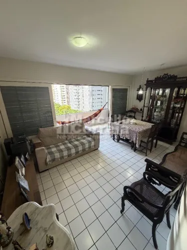 Apartamento de 92m² no bairro dos Aflitos