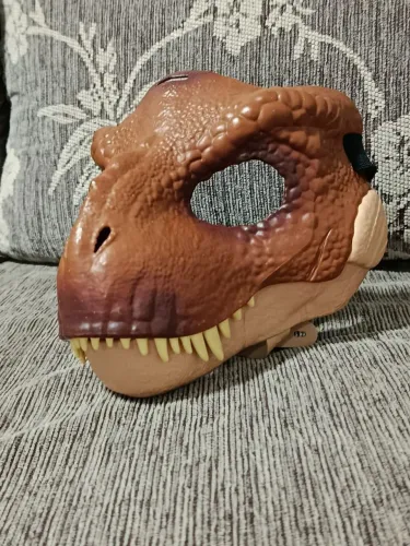 Máscara de dinossauro