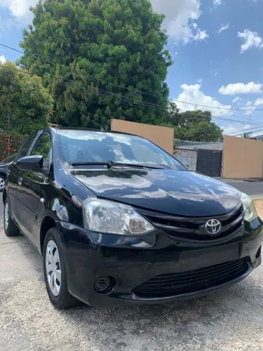 Toyota Etios X 1.3 Flex 16V 5P Mec. 2014