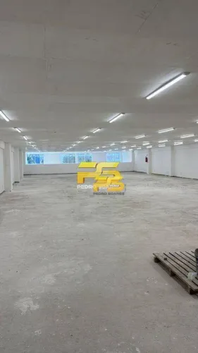 Alugo Prédio Comercial no Centro da Cidade com 1000m de Área Privativa