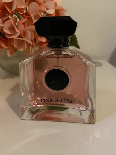 Perfume pink eclipse