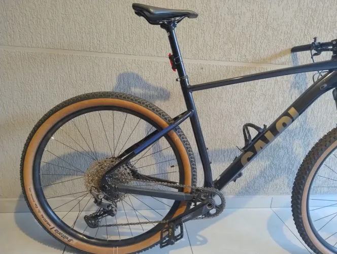 Vendo Bicicleta Caloi Explorer Evo XL