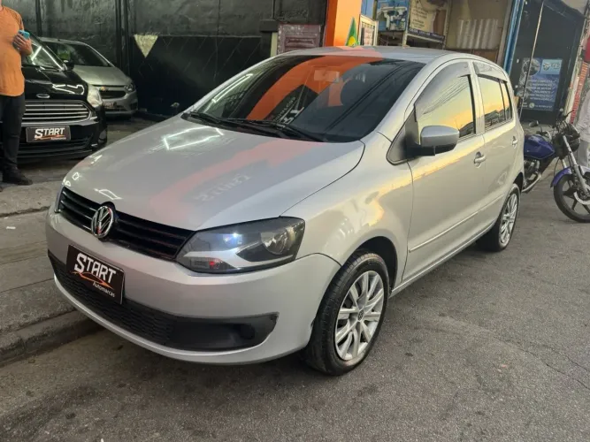 Volkswagen Fox 1.0 MI Total Flex 8V 5P 2011