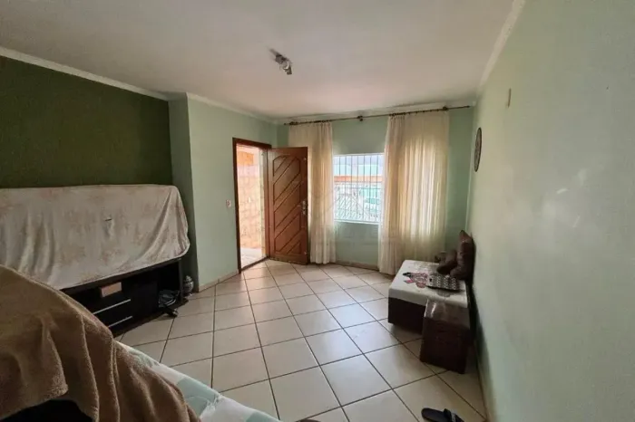 Sobrado com 03 dormitórios á venda, 197m² no bairro Vila Guaraciaba - Santo André/SP