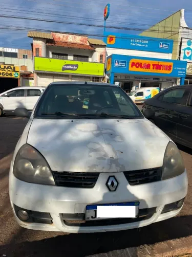 Renault Clio Authentique 1.0 8V 3P 2004