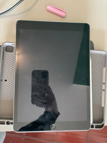 iPad 9a geração 64gb + caneta