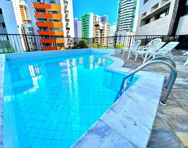 Belíssimo apartamento no coração de Boa Viagem. CONFORTO E ESPAÇO!
