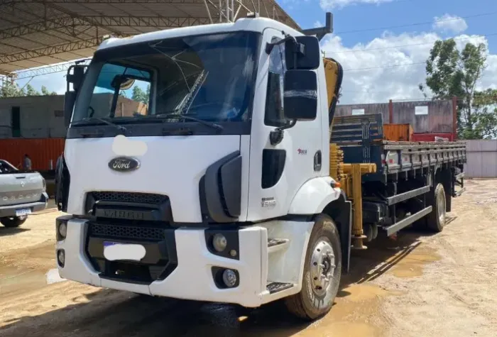 CAMINHÃO MUNCK 12T