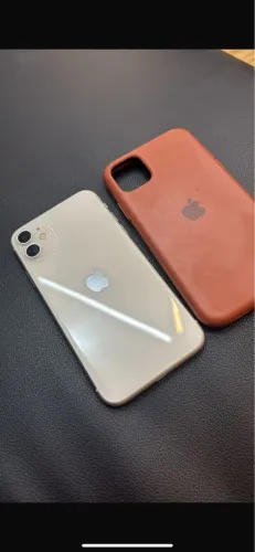 Vende-se iPhone 11